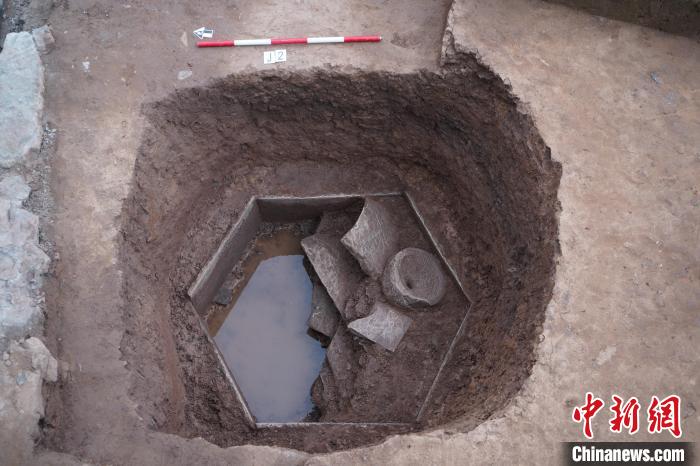 圖為萬州天生城遺址考古區(qū)域。 重慶市文物考古研究院供圖 圖為萬州天生城遺址考古區(qū)域。 重慶市文物考古研究院供圖